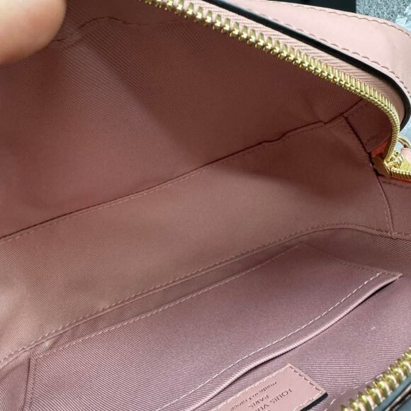 Louis Vuitton Saintonage Monogram Crossbody Bag fbcco1050-102125 - Picture 13 of 15